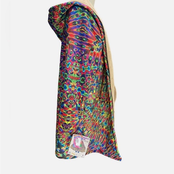 Colorful Feed a Hippie Coat - Picture 3 of 7